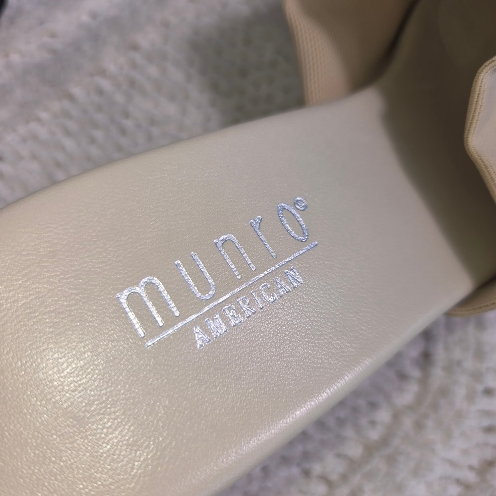 Munro American Slide Sandals Beige Stretch Micro Heel Silver Accent Womens 8 N - Picture 6 of 6